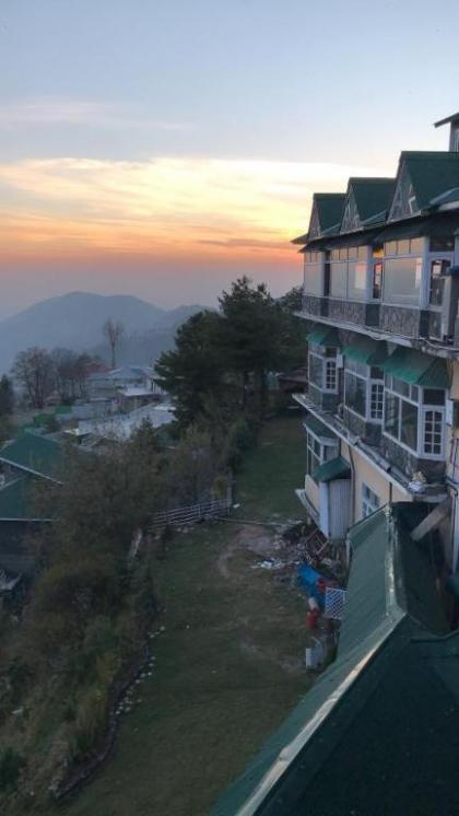 Hotel Elites Nathia Gali - image 17