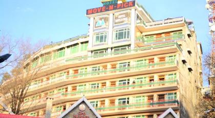 Move N Pick Hotel Murree - image 9