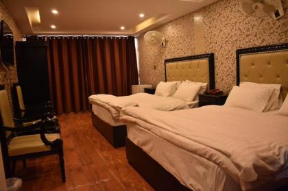 Hotel Faran Murree - image 4