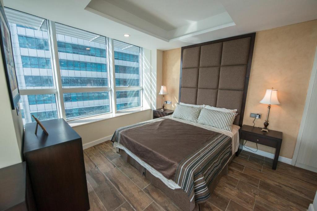 Centaurus Hotel Suites - image 6
