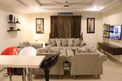 Executive Apartments in Bahria Town - image 17