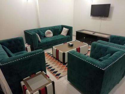 Royal Executive Apartment ( Two Bed Room) Executive Heights F11 Islamabad - image 1