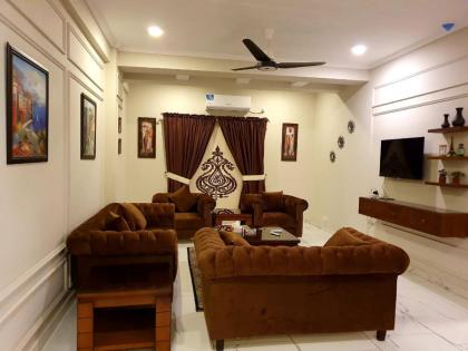 CONGENIAL & COZY 1bedroom Apt Bahria Town - image 15