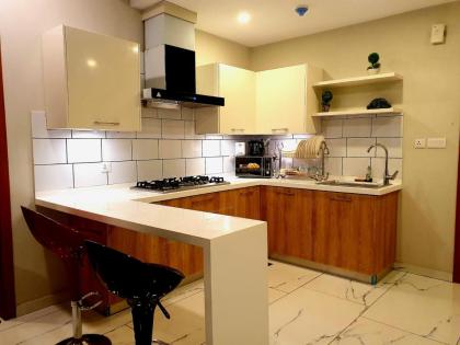 CONGENIAL & COZY 1bedroom Apt Bahria Town - image 8