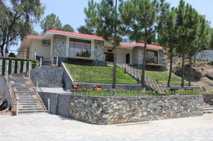 Husnain Resort - image 1