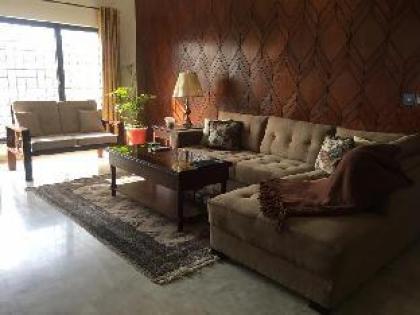 MONARCA GUEST HOUSE - Sector F-15/1  Islamabad.  - image 10