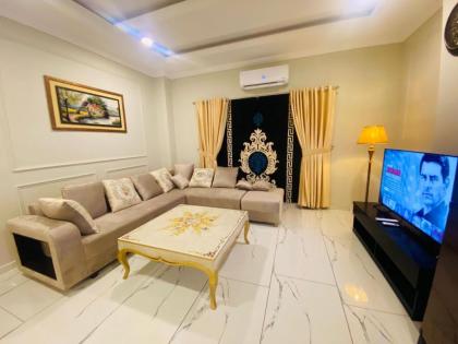 Holidazzle Serviced Apartments Bahria Town - image 10