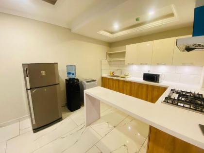 Holidazzle Serviced Apartments Bahria Town - image 14