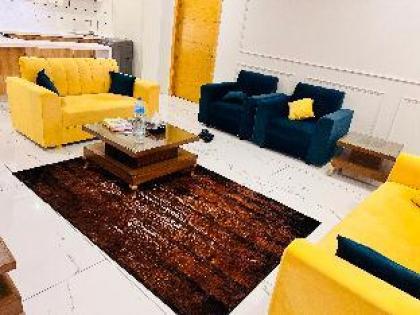 Luxury 2-bedroom apartment in Bahria town - image 6