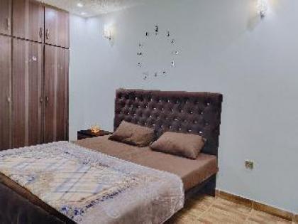 Two Bed Room Apartment For Families  - image 10