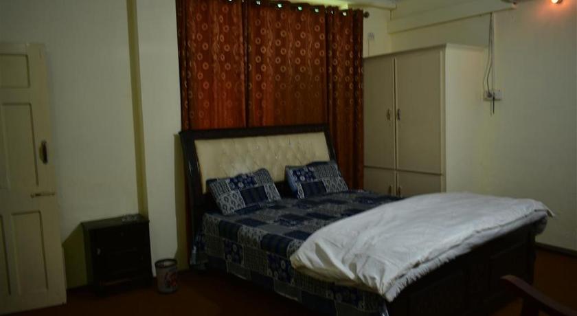 AJK Guest House - image 3