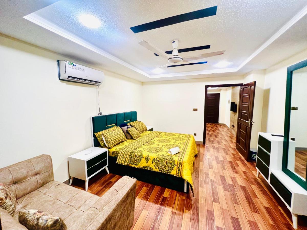 Comfy one bedroom apartment in Bahria town - main image