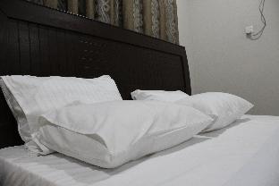 Affordable Bedroom near Islamabad Airport - main image