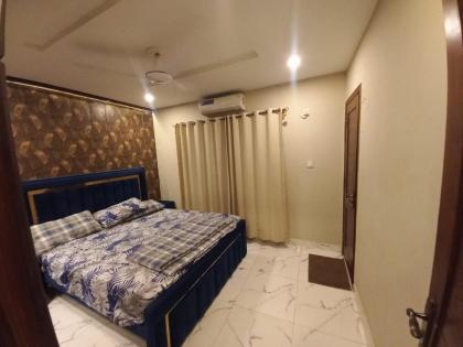 Family Apartments in Islamabad - image 2