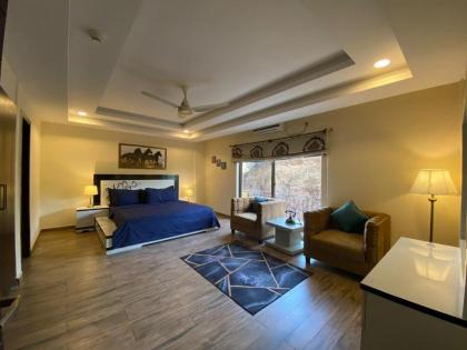 *Designer’s Luxurious 1BHK at Top Location of Twin Cities!! - image 16