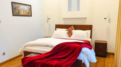 Deluxe Suite - 2 Bed Service Apartment Murree - image 9