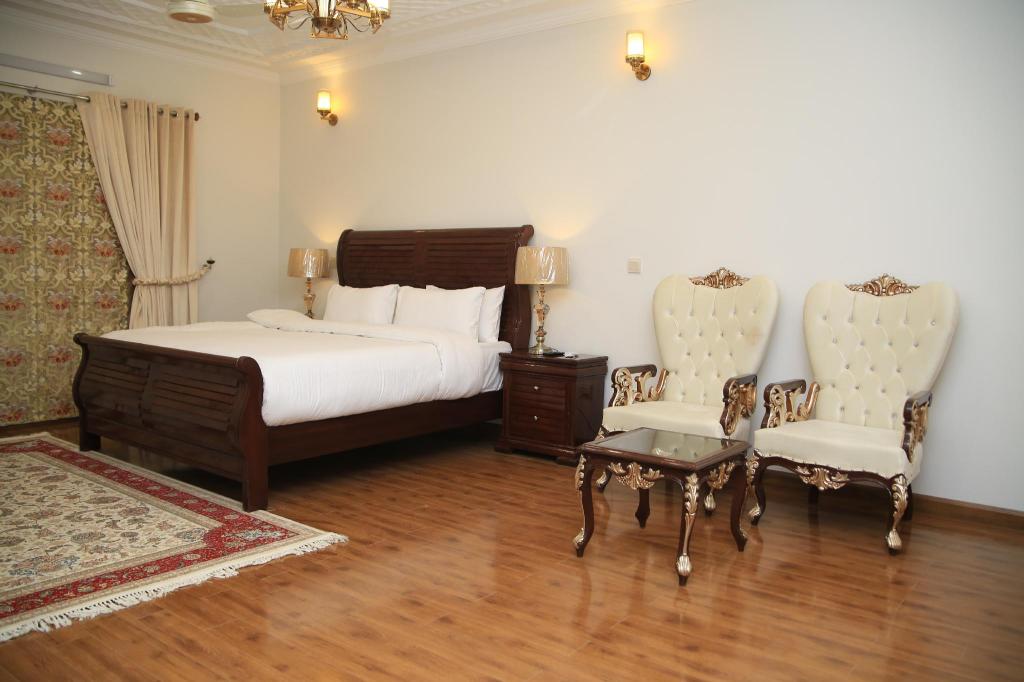 Revere Inn Family Guest House Islamabad - image 4