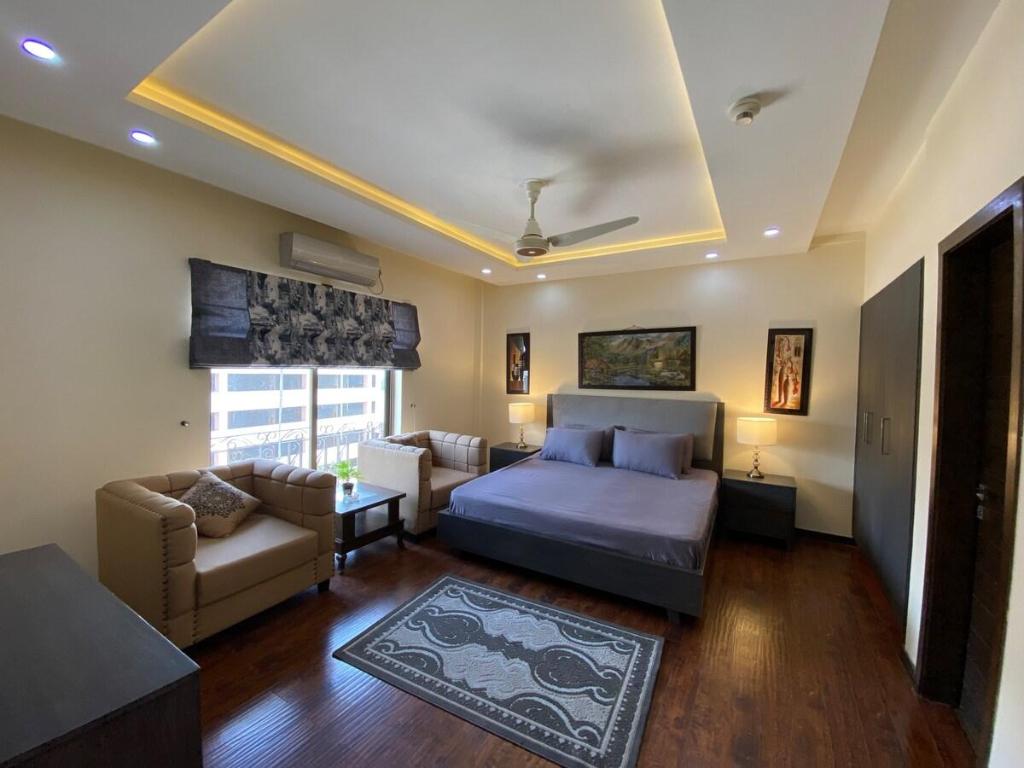 Bahria heights 1 fully furnished 2 bed apartment - main image