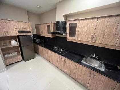 Super Deluxe three bedroom apartment - image 19