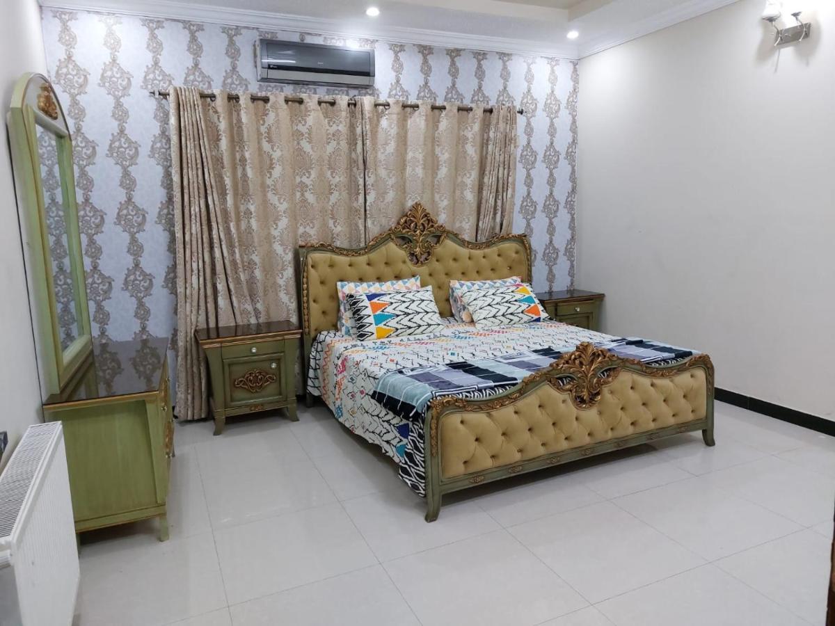 Beautiful 3-Bed House in Islamabad - image 3