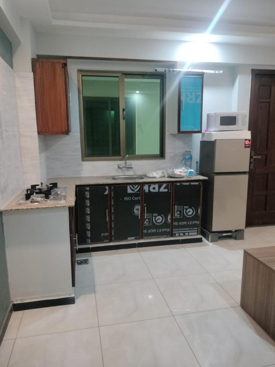 1 Bed Apartment Near isb Airport - image 7