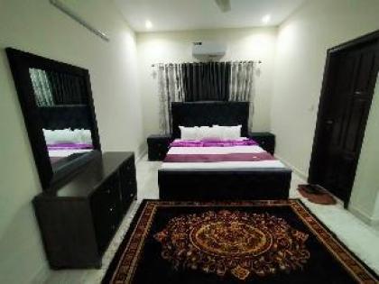 Eman Guest House G-9 - image 10