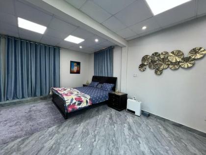 Deluxe 2 Bed Cottage Murree - image 10