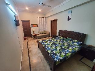 Studio Apartment - Margalla Road - image 2