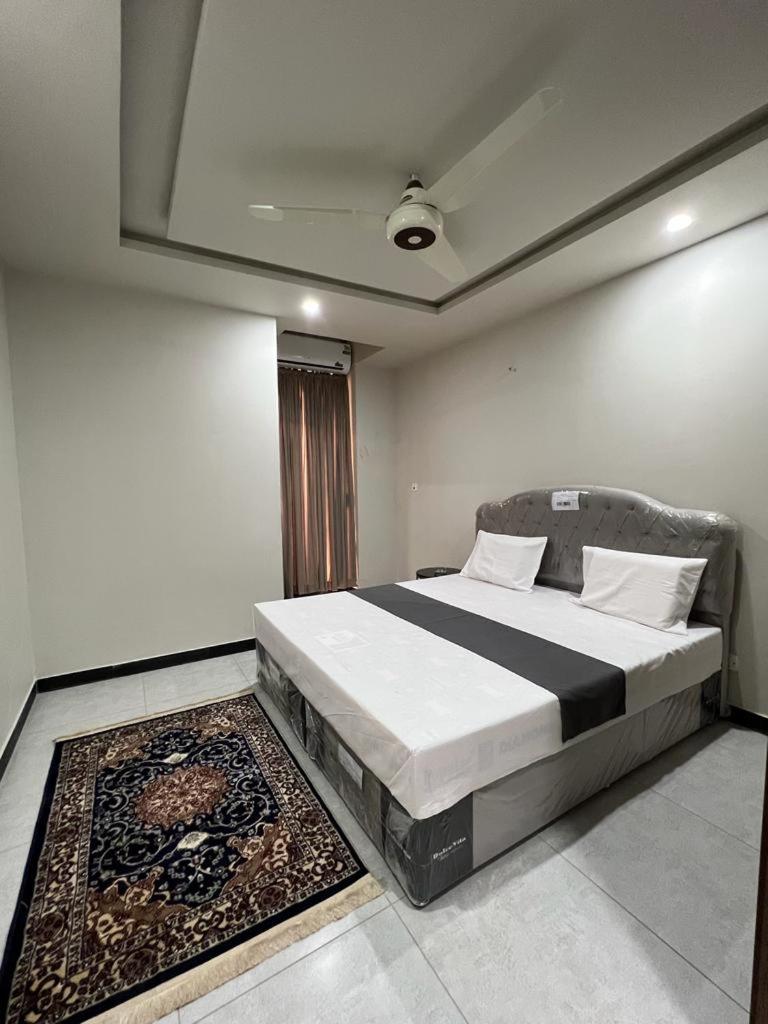 Northern Suites Bahria town - image 4