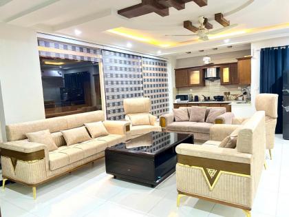 LUXURY PENTHOUSE 3 Bedrooms Margalla Hills ISB - image 5