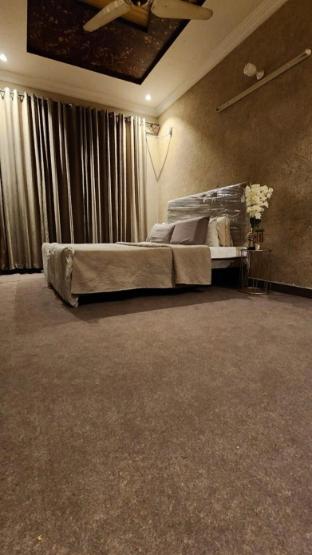 Luxurious bedroom in G11 Islamabad - image 7