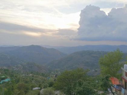 Navid's Holiday Resort & Hotel Murree Apartment 3 - image 15