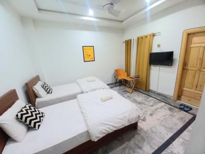 Dastak Hotel & Hostel Near NUST and Airport - image 6