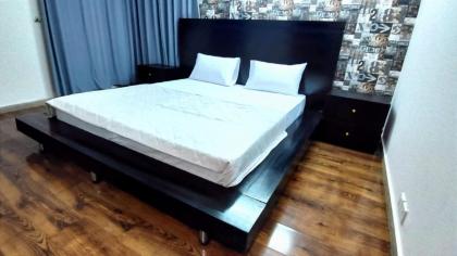 Supreme Comfort 6-BEDROOMS Apartment - image 10