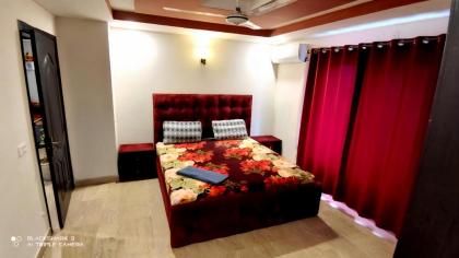 Supreme Comfort 6-BEDROOMS Apartment - image 15