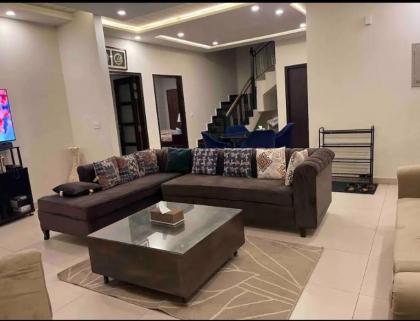 Voyage Executive Royal 3-Bedroom Penthouse Apartment in Islamabad 