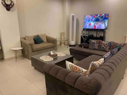 Voyage Executive Royal 3-Bedroom Penthouse Apartment in Islamabad - image 10