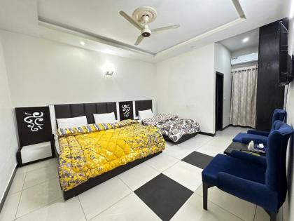 5 Star Guest House - image 12