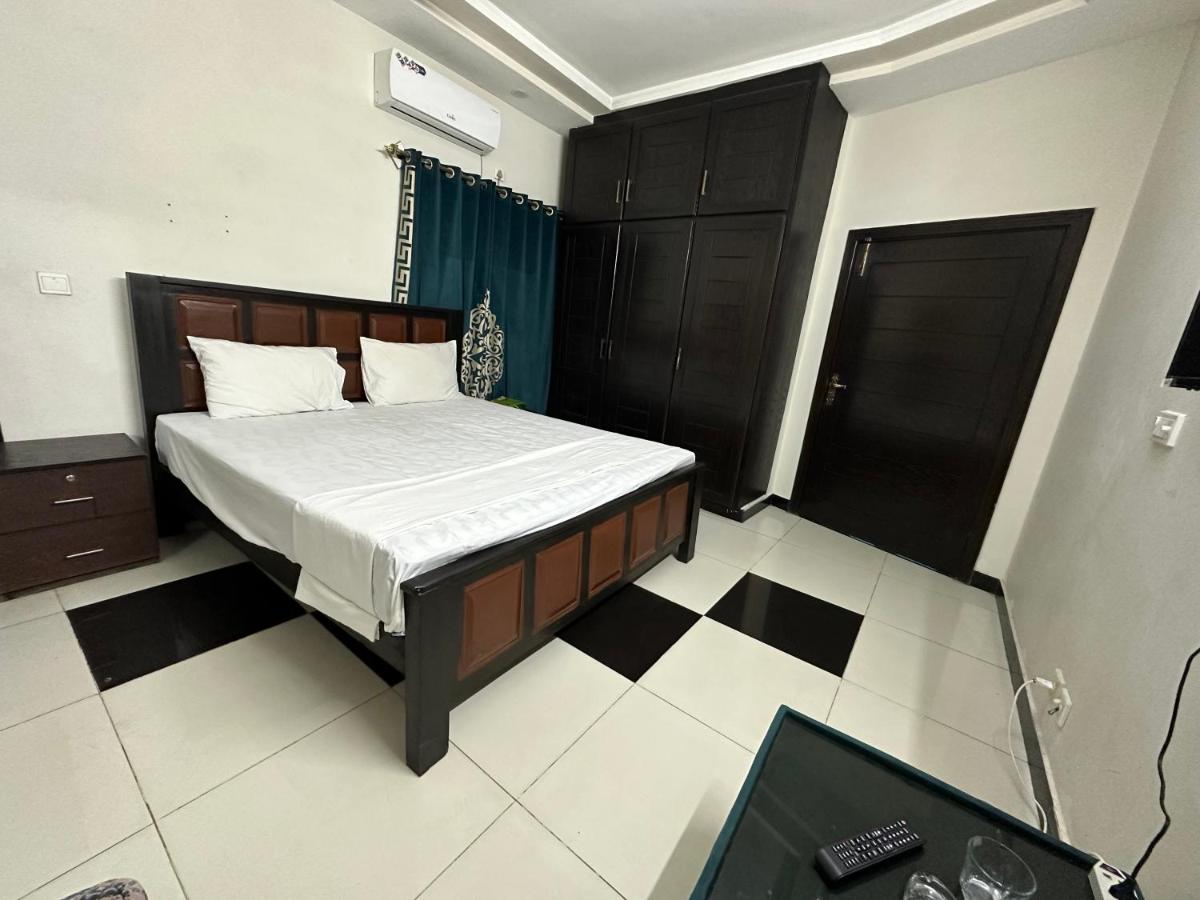 5 Star Guest House - image 6