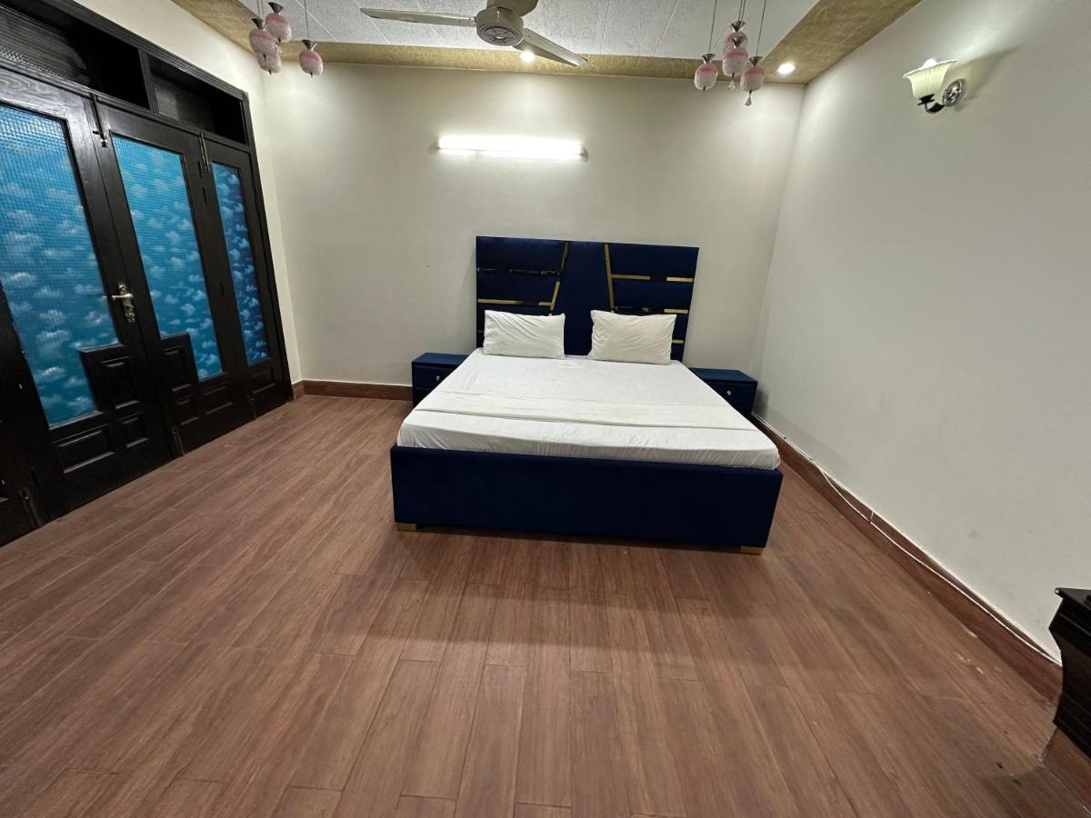 5 Star Guest House - image 7