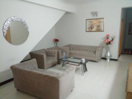 Home Feel Guest House - image 5