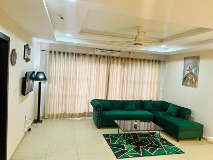 Executive one bedroom apartment in bahria hieghts - image 6